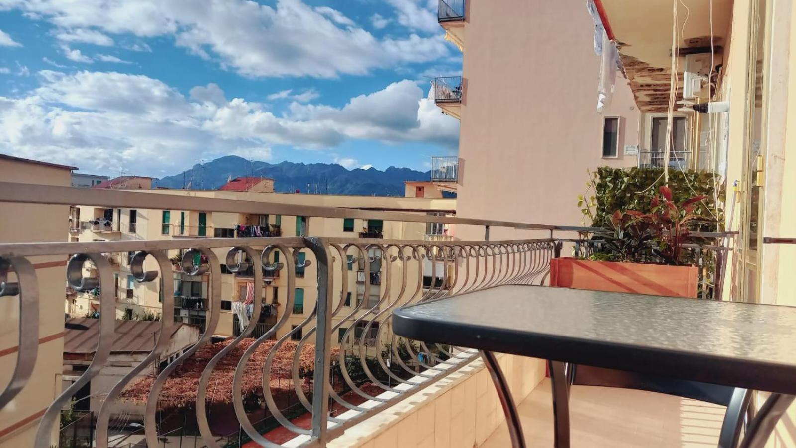 Le Case Di Ale - Holiday Homes Salerno Exterior photo
