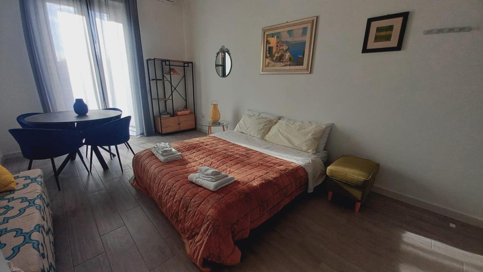 Le Case Di Ale - Holiday Homes Salerno Exterior photo
